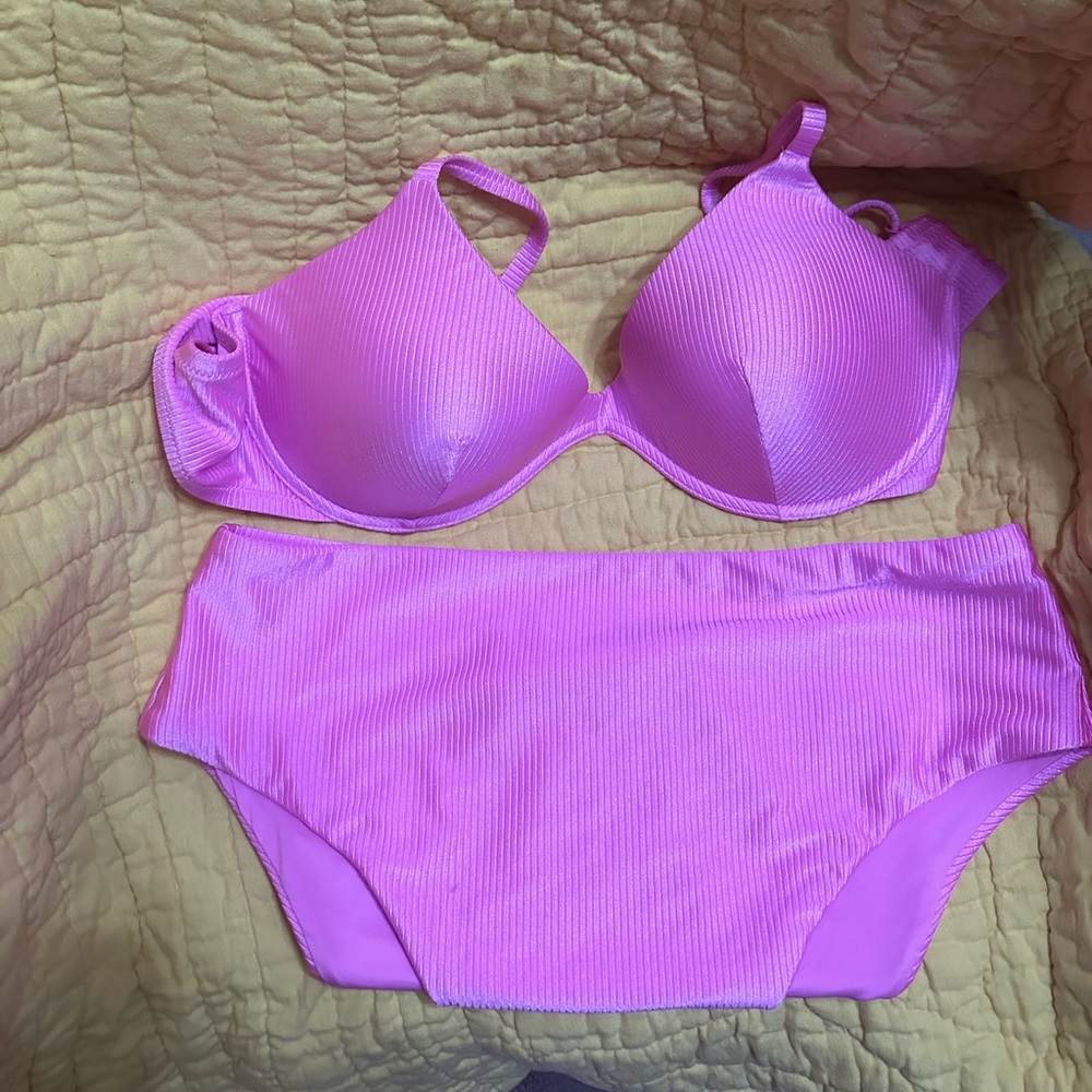 Victoria’s Secret bikini XXL